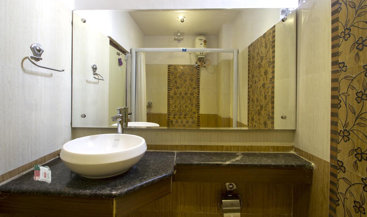 Oyo 984 Hotel Gn International Lalaguda Luaran gambar
